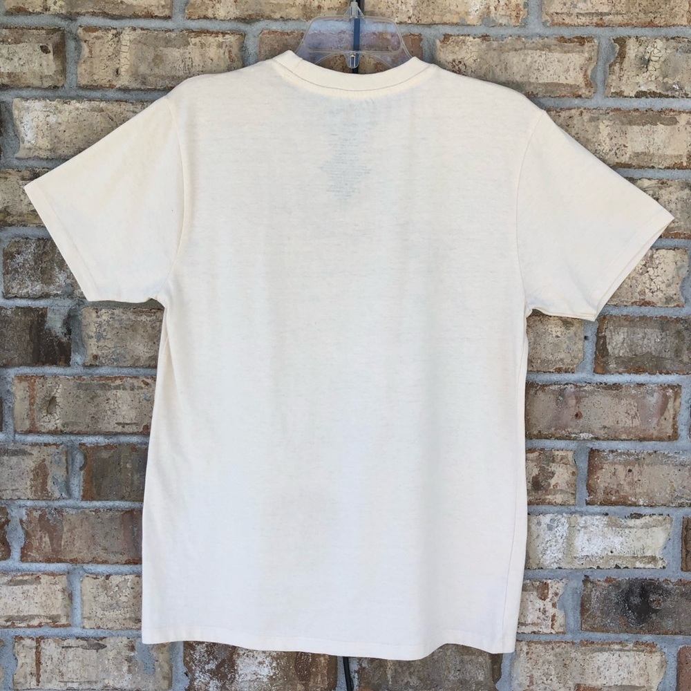 Disney All Aboard The North Pole Express Holidays Light Cream T-shirt Unisex M - Picture 5 of 9